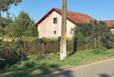 Teren de 700 mp, în Central