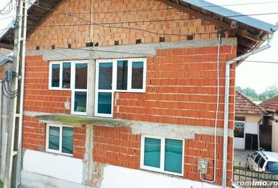Casă cu 5 camere cu Teren 600 Mp în Totoreni - 8