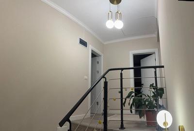 Casă cu Teren 300 Mp în Central