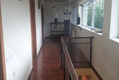 Casă cu 5 camere în Roșu - 3