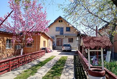 Casă cu 5 camere cu Teren 742 Mp în Brătășanca - 4