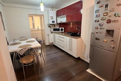 Apartament cu 3 camere în Sud