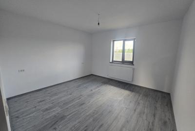 Casă cu 3 camere în Ruși-Ciutea - 7