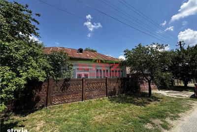 Casă cu 4 camere cu Teren 2437 Mp în Osica de Sus - 11