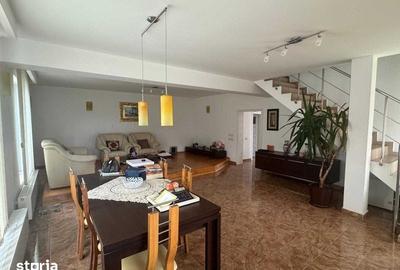 Casă cu 4 camere cu Teren 145 Mp în Ghirdoveni