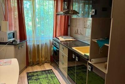 Apartament cu 2 camere decomandat în Gară