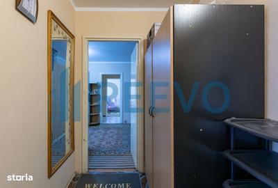 Apartament cu 2 camere semidecomandat în Cornișa