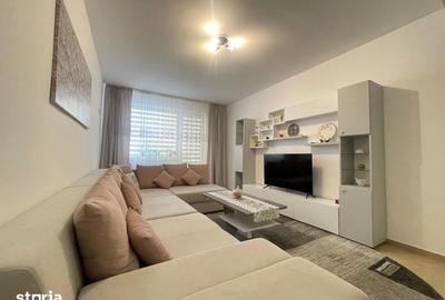 Apartament cu 3 camere decomandat în Apărătorii Patriei