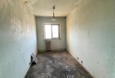 Apartament cu 3 camere decomandat în Central - 1