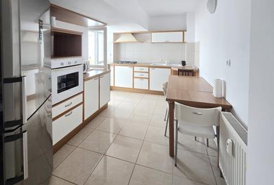Apartament cu 4 camere decomandat în P-ța Unirii - 2