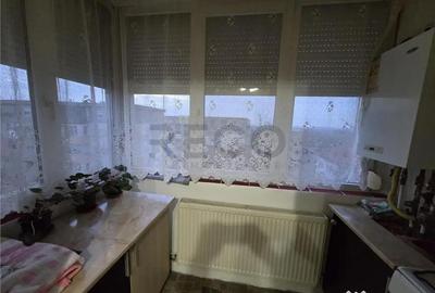 Apartament cu 2 camere decomandat în Central - 10