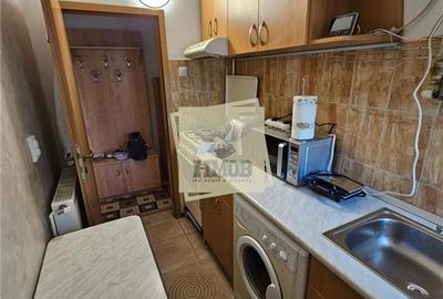 Apartament cu 3 camere decomandat în Aeroport - 9