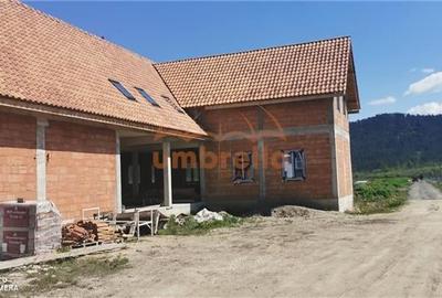 Casă individuală cu 19 camere cu Canalizare în Iclod - 7