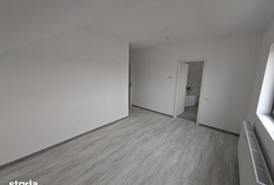 Casă cu 4 camere cu Teren 440 Mp în Berceni