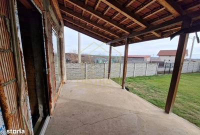 Casă cu 5 camere cu Teren 752 Mp în Remetea Mare - 13