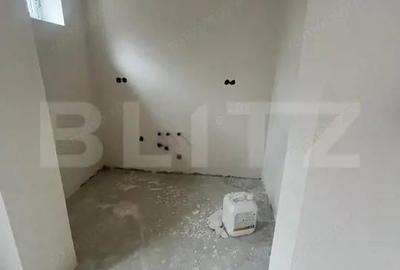 Apartament cu 3 camere semidecomandat în Decebal - 2