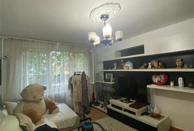 Apartament cu 3 camere semidecomandat, mobilat în Berceni - 3