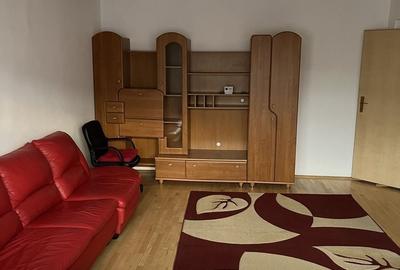 Apartament cu 2 camere decomandat în 1 Decembrie - 2