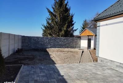 Casă cu 4 camere cu Teren 290 Mp în Central - 7