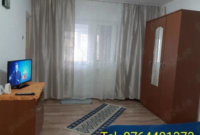 Garsonieră decomandată în Central - 7