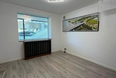 Apartament cu 3 camere decomandat în Tomis I
