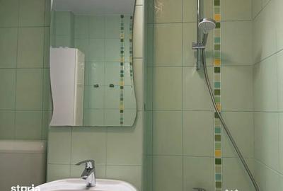 Apartament cu 3 camere decomandat în Central - 3