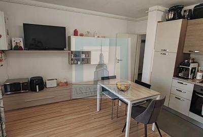 Apartament cu 2 camere semidecomandat în Tractorul - 2
