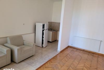 Spațiu comercial, de 80 mp, în Ultracentral