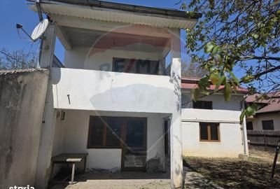 Casă cu 4 camere în Snagov