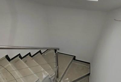 Casă cu 10 camere cu Canalizare în Berceni - 3