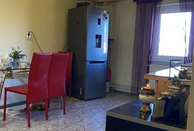 Apartament cu 2 camere decomandat în Exterior Vest