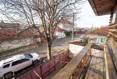 Casă cu 7 camere cu Teren 200 Mp în 23 August - 52