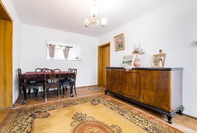 Apartament cu 3 camere semidecomandat în Drumul Taberei