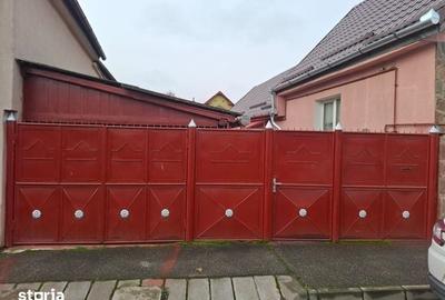 Casă cu 2 camere cu Teren 110 Mp în Soarelui - 1