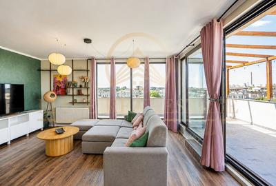Apartament cu 3 camere decomandat, mobilat în Poarta 6
