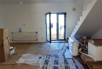 Duplex cu 4 camere cu Canalizare în Haliu - 9