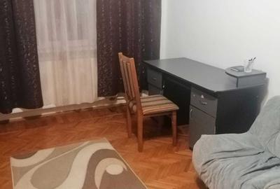 Apartament cu 3 camere decomandat în Central - 2
