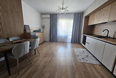 Apartament cu 3 camere semidecomandat, mobilat în Șelimbăr