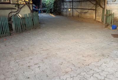 Casă cu 4 camere în Cristian