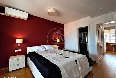 Apartament cu 4 camere decomandat în Central