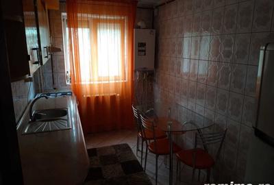 Apartament cu 2 camere decomandat în Vitan