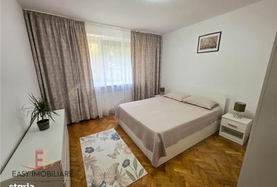 Apartament cu 2 camere decomandat în Aleea Carpați