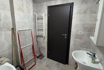 Garsonieră în Roșu - 2