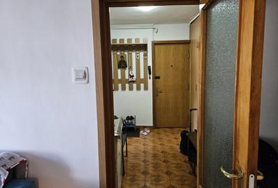 Apartament cu 2 camere decomandat în Tei - 3