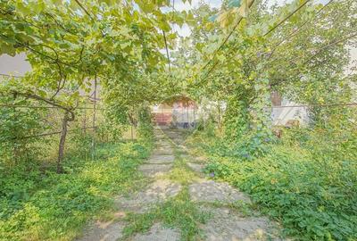 Casă cu 2 camere cu Teren 553 Mp în Bartolomeu