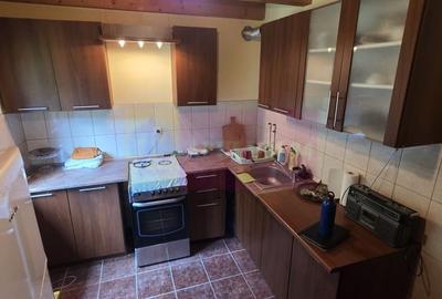 Casă cu 5 camere în Central - 1