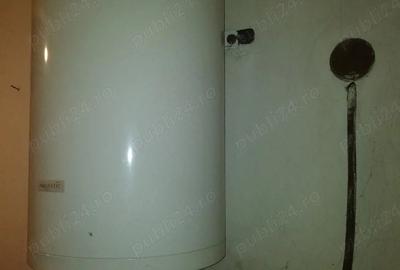 Casă cu 3 camere cu Teren 1960 Mp în Central - 2