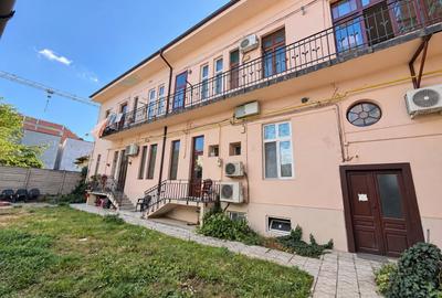 Apartament cu 4 camere în Ultracentral