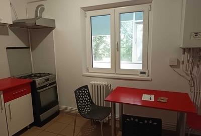 Apartament cu 3 camere decomandat în Nicolina - 1