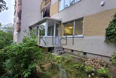 Apartament cu 2 camere semidecomandat, mobilat în Andrei Mureșanu
